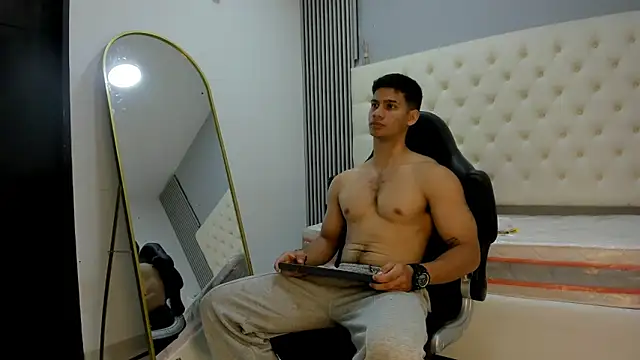 ANDRES STUD online show from 03-21-26, 04:17