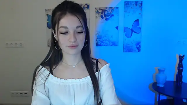 Snapshot of Eva_Eldis chatting on 02-15-25, 04:12 Eva Eldis online show from 02-15-25, 04:12