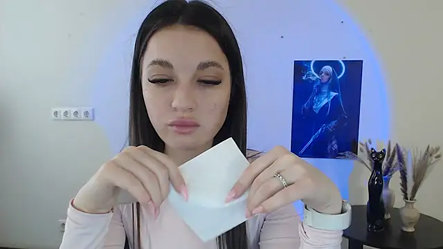 Snapshot of Eva_Eldis chatting on 03-09-25, 10:30 Eva Eldis online show from 03-09-25, 10:30