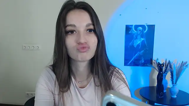 Snapshot of Eva_Eldis chatting on 03-10-25, 04:25 Eva Eldis online show from 03-10-25, 04:25