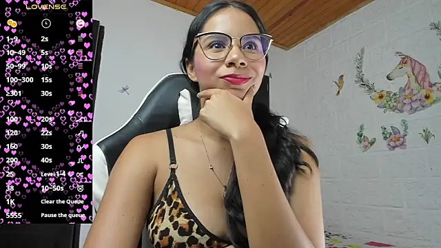 alisson hoffman05 online show from 05-15-26, 11:01