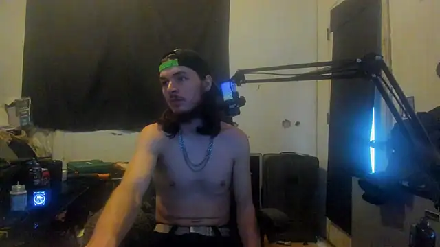 nuttyking2022 online show from 02-06-25, 07:18