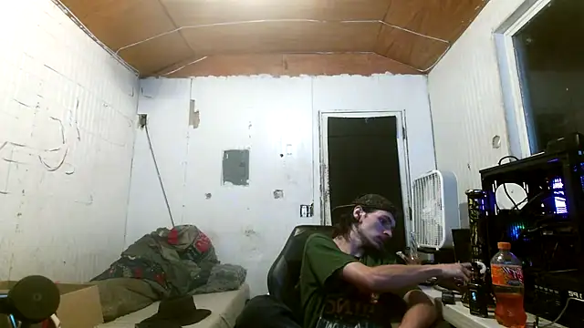 nuttyking2022 online show from 09-29-25, 10:20