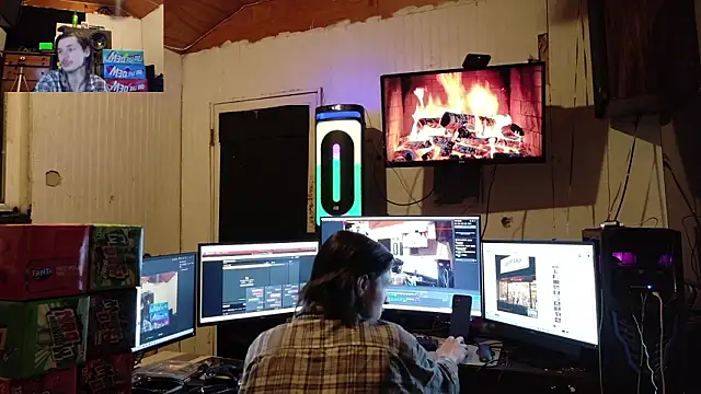 nuttyking2022 online show from 02-13-26, 04:19