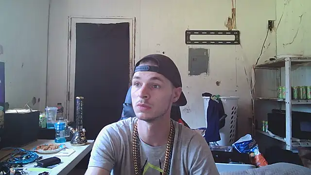 Snapshot of nuttyking2022 chatting on 07-13-26, 09:06 nuttyking2022 online show from 07-13-26, 09:06
