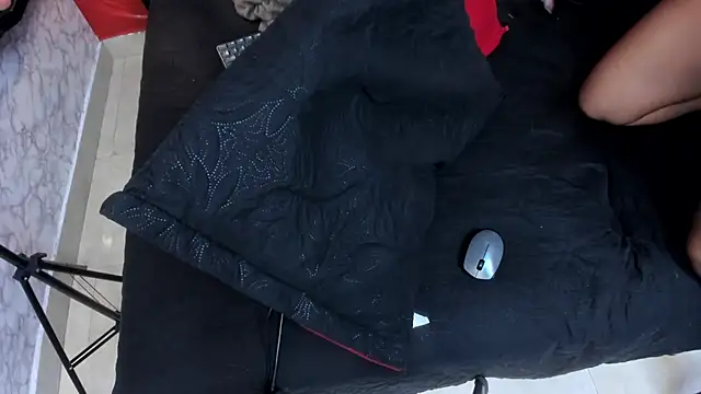 IVISBOUNCYASS online show from 02-24-26, 12:47