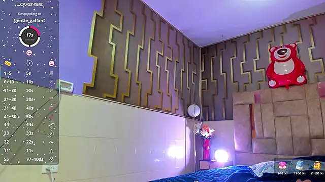 Snapshot of abby_pop chatting on 03-13-25, 07:06 abby pop online show from 03-13-25, 07:06