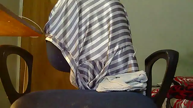 Snapshot of blondiebbc chatting on 06-21-26, 03:58 blondiebbc online show from 06-21-26, 03:58