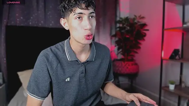 NovaaWheler online show from 04-17-26, 11:35