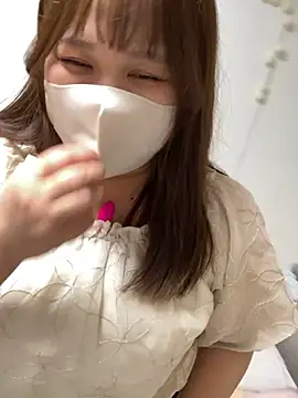 Snapshot of mitarashi_awww chatting on 09-29-25, 02:44 mitarashi awww online show from 09-29-25, 02:44