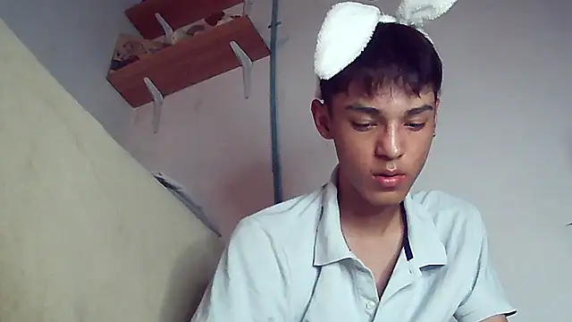 ChavoOT online show from 03-16-25, 02:32