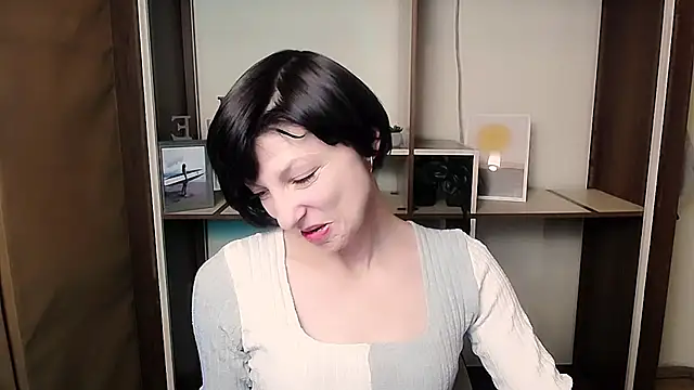  AngeliaFlow  online show from 01-17-26, 12:32