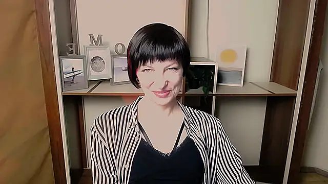  AngeliaFlow  online show from 02-24-26, 08:12