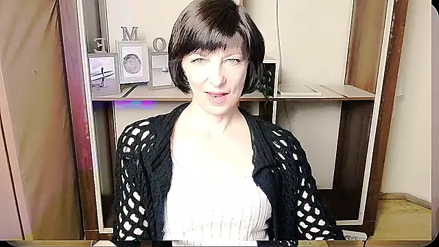 Snapshot of _AngeliaFlow_ chatting on 06-12-26, 07:18 AngeliaFlow online show from 06-12-26, 07:18