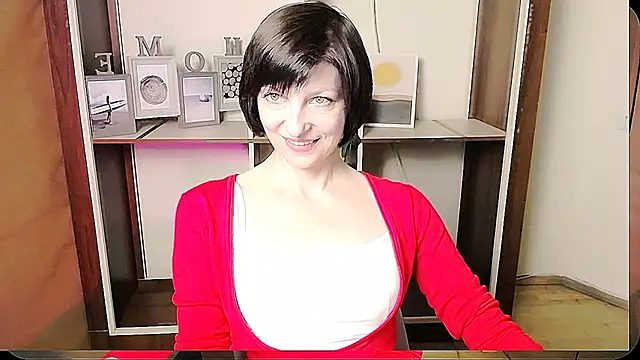 Snapshot of _AngeliaFlow_ chatting on 06-18-26, 09:14 AngeliaFlow online show from 06-18-26, 09:14