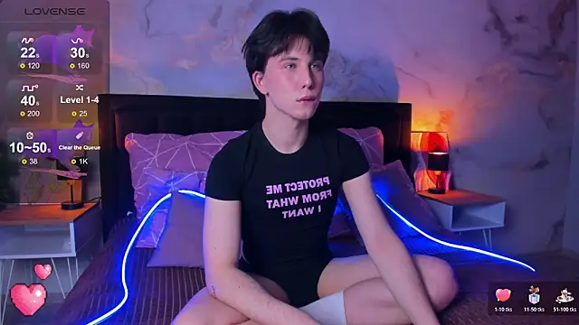 AdrianoAubert online show from 12-05-25, 03:26