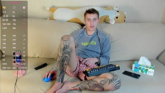 Snapshot of crazybottom99 chatting on 02-01-26, 07:01 crazybottom99 online show from 02-01-26, 07:01