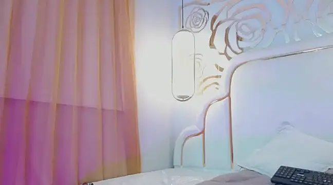 Lilith NoirF online show from 02-19-25, 04:44