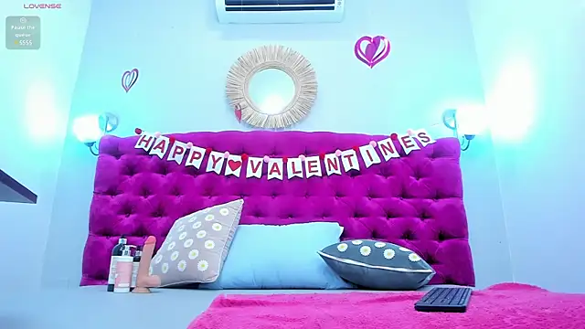 cloy20  online show from 02-19-25, 04:22