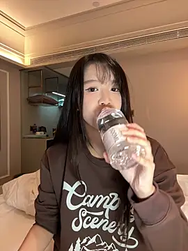 Snapshot of baxi1100 chatting on 02-12-25, 02:10 baxi1100 online show from 02-12-25, 02:10