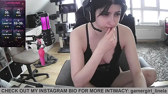 Gamergirl-Linela online show from 05-20-26, 02:23
