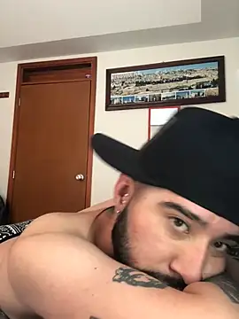 Noa Bonucci online show from 02-19-25, 01:17