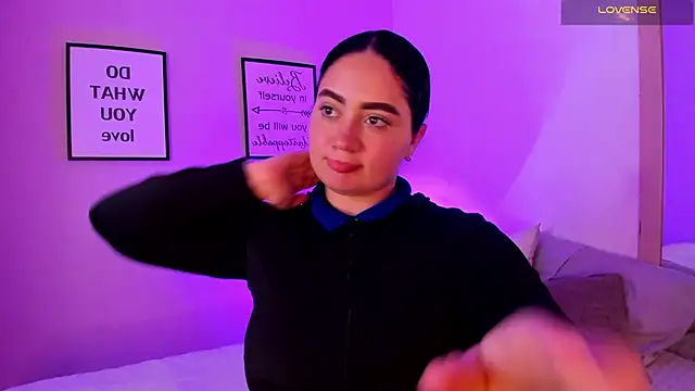 Morgan Wright online show from 04-14-26, 07:53