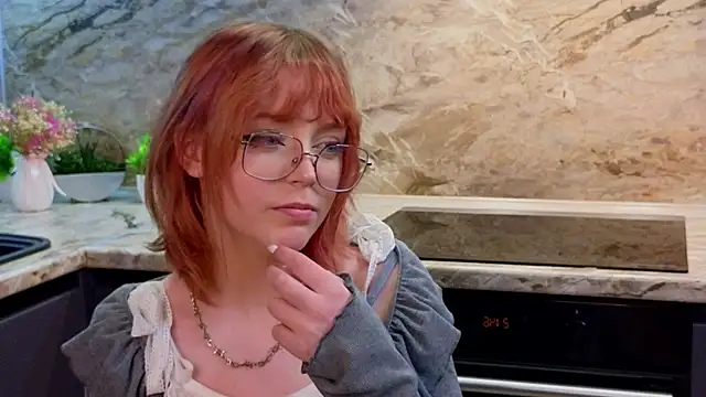 Snapshot of AshleyHandley chatting on 02-13-25, 12:00 AshleyHandley online show from 02-13-25, 12:00