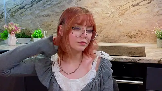 Snapshot of AshleyHandley chatting on 02-13-25, 03:03 AshleyHandley online show from 02-13-25, 03:03