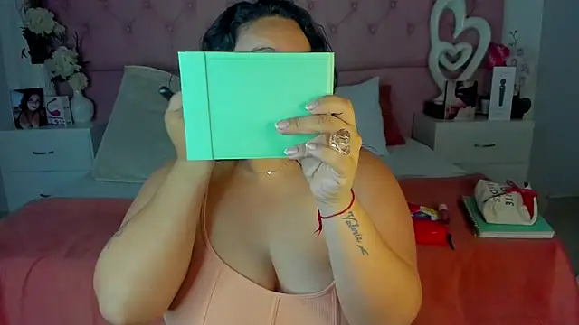 KourtneyEvans online show from 02-04-26, 05:41