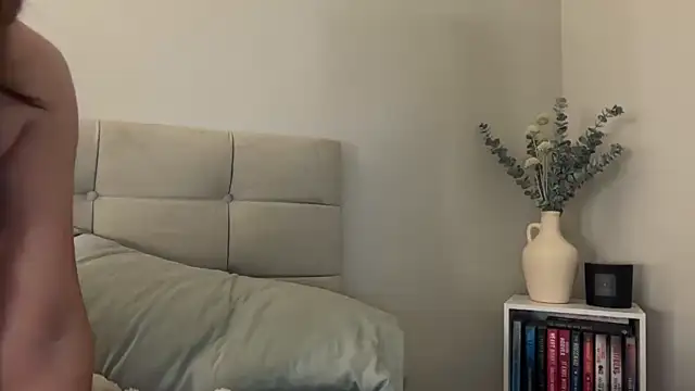 skyejde online show from 03-23-26, 08:35