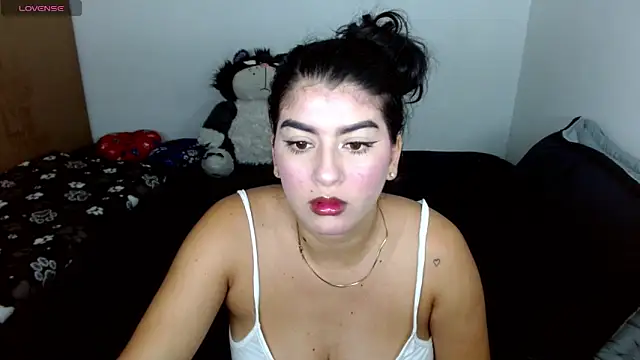 hello kityy25 online show from 05-20-26, 06:36