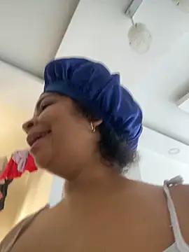 Tana latin online show from 10-11-25, 04:49