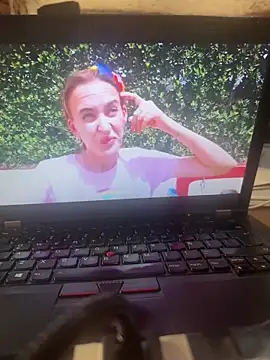 Savanaah-watson online show from 02-05-25, 12:17