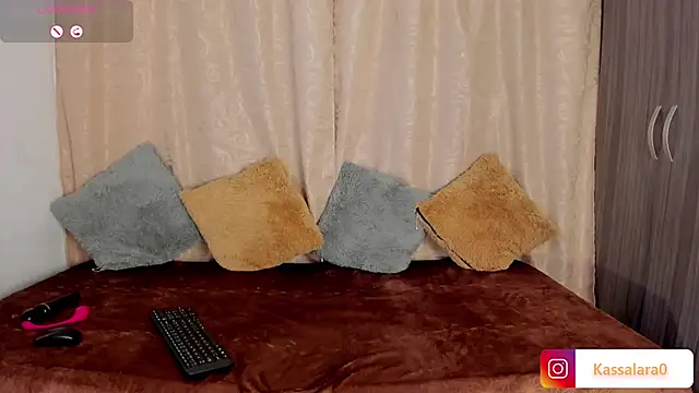 kassandra Lara online show from 09-19-25, 02:57