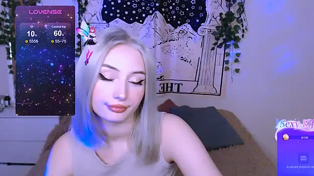 Snapshot of beauty_blonde chatting on 02-06-25, 10:32 beauty blonde online show from 02-06-25, 10:32