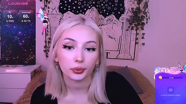 Snapshot of beauty_blonde chatting on 02-14-25, 06:34 beauty blonde online show from 02-14-25, 06:34