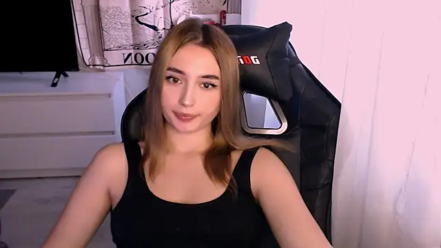 Snapshot of beauty_blonde chatting on 09-11-25, 02:33 beauty blonde online show from 09-11-25, 02:33