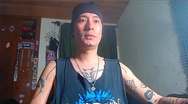 vampireathome online show from 02-05-25, 07:29