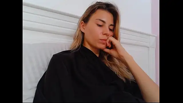 Goddess Lia online show from 02-06-25, 06:51