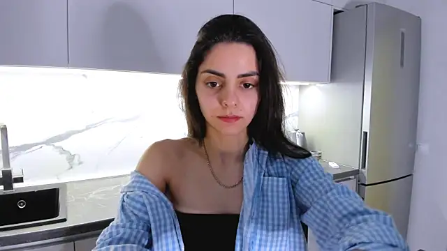 EmiliaZen online show from 03-06-25, 09:09