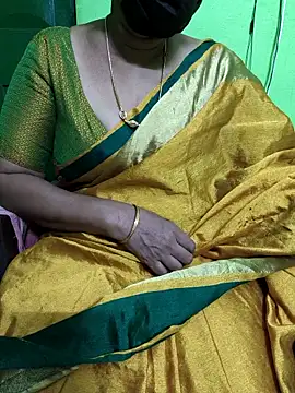 Snapshot of niiveditha chatting on 03-21-25, 06:05 niiveditha online show from 03-21-25, 06:05