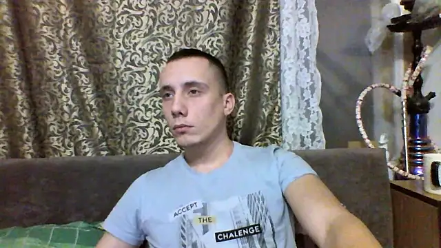 Snapshot of Big_men4422 chatting on 02-11-25, 03:51 Big men4422 online show from 02-11-25, 03:51