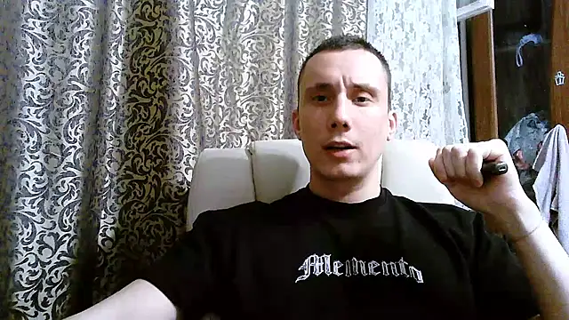 Snapshot of Big_men4422 chatting on 03-07-25, 07:38 Big men4422 online show from 03-07-25, 07:38