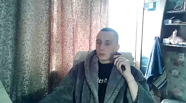 Snapshot of Big_men4422 chatting on 03-20-25, 11:49 Big men4422 online show from 03-20-25, 11:49