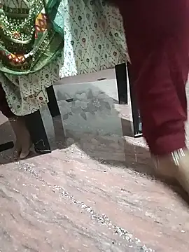 Hot-anjale online show from 10-25-25, 01:07