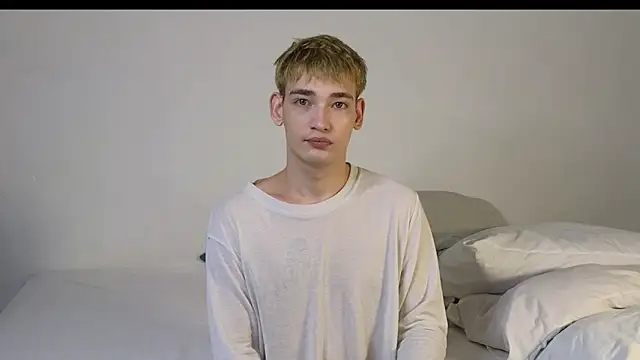 Julian wins online show from 02-08-26, 11:30