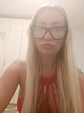 visnjica online show from 11-17-25, 10:04