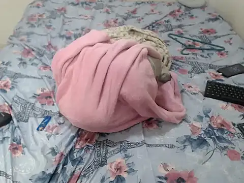 Snapshot of Girltattos chatting on 02-22-26, 01:09 Girltattos online show from 02-22-26, 01:09