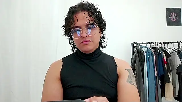 Diane blossom online show from 03-29-26, 01:49